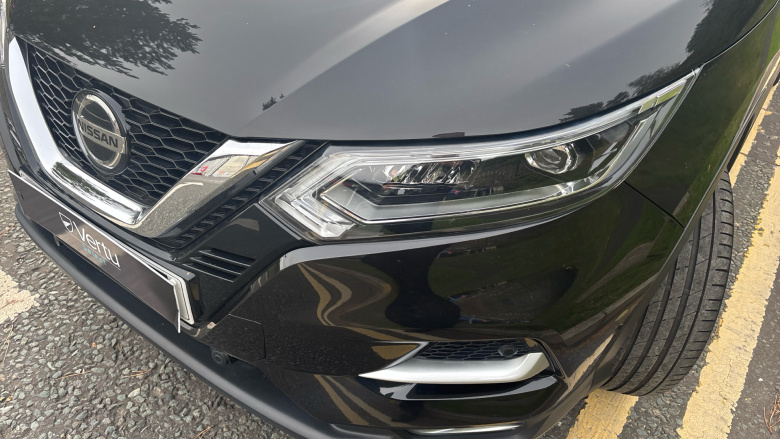 Nissan Qashqai 1.3 DiG-T Tekna 5dr Petrol Hatchback